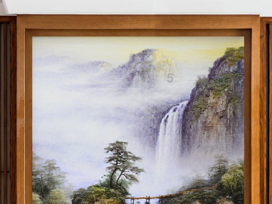 晋有二日,夏日烈阳,是为赵盾;楚国有鸟,一鸣惊人,那是熊旅